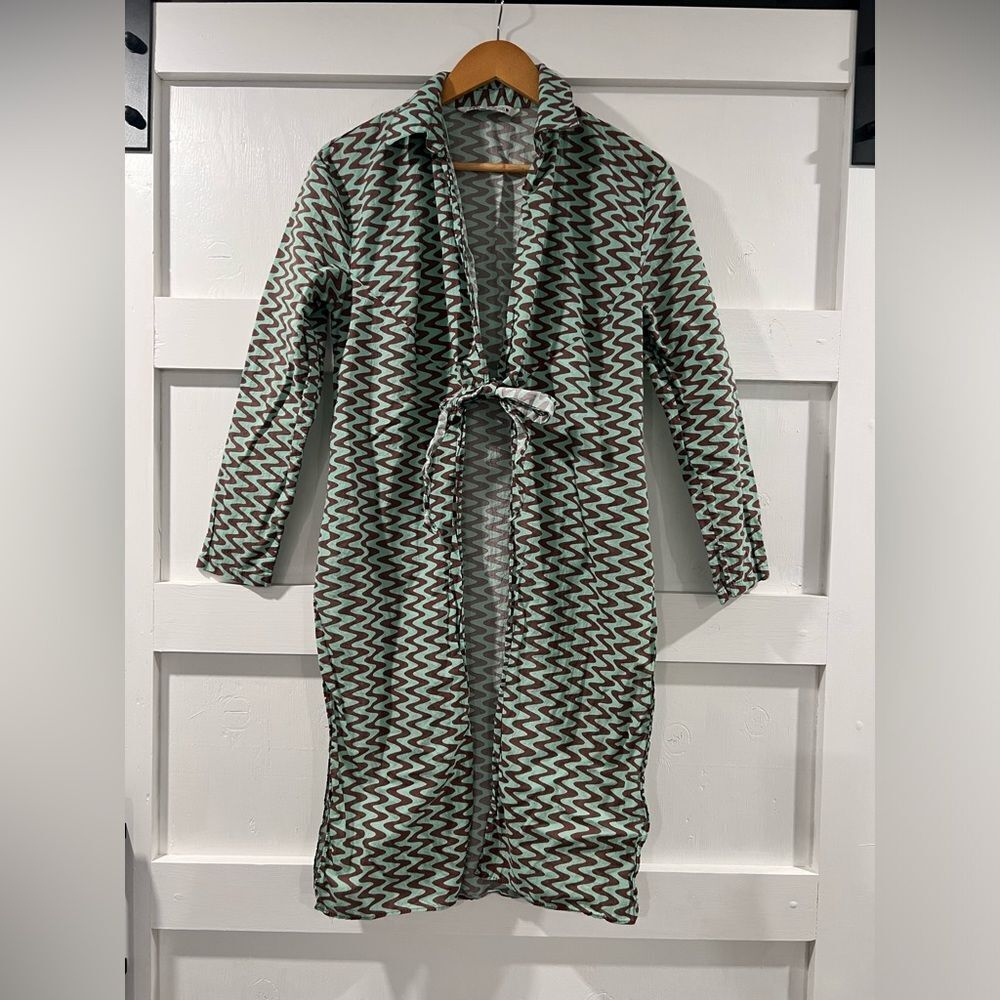 ZARA Women's Lissie Chevron Open Front Tie Shirt - Picture 3 of 7